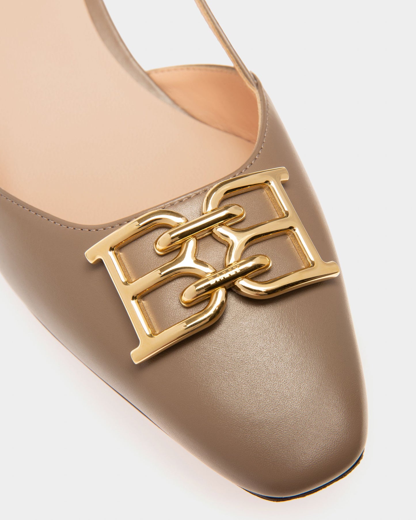 Eva Leather Pumps In Canapa