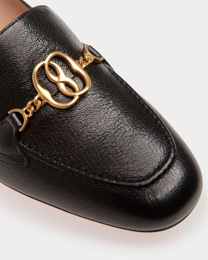 Obrien | Women's Pumps | Black Leather | Bally | Still Life Detail