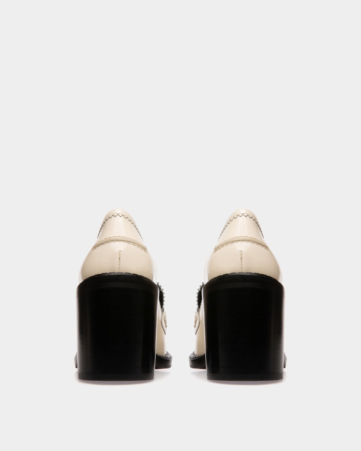 Ellyane Leather Pumps In Bone