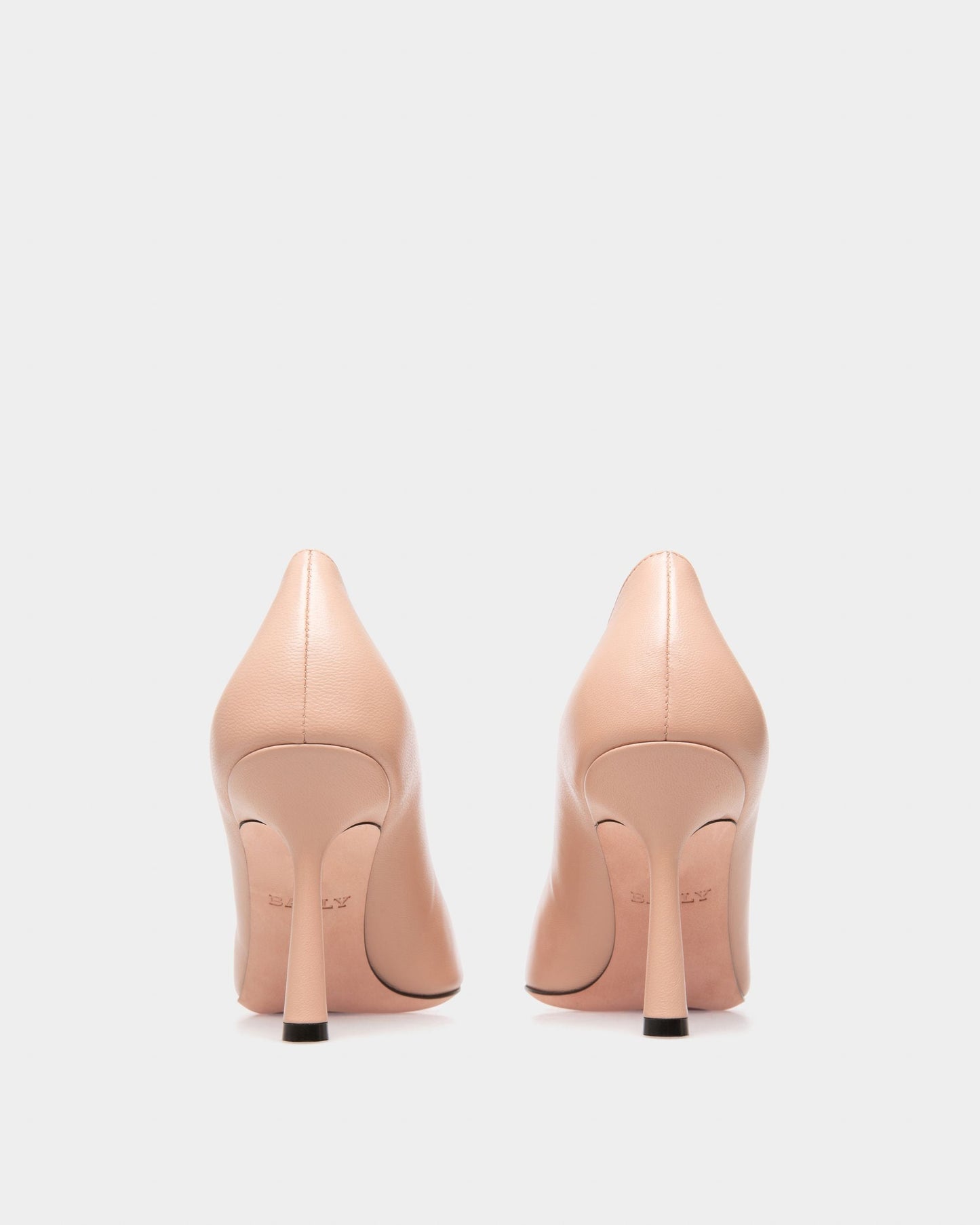 Evanca Leather Pumps In Pale Pink