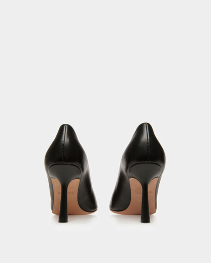 Evanca Leather Pumps In Black