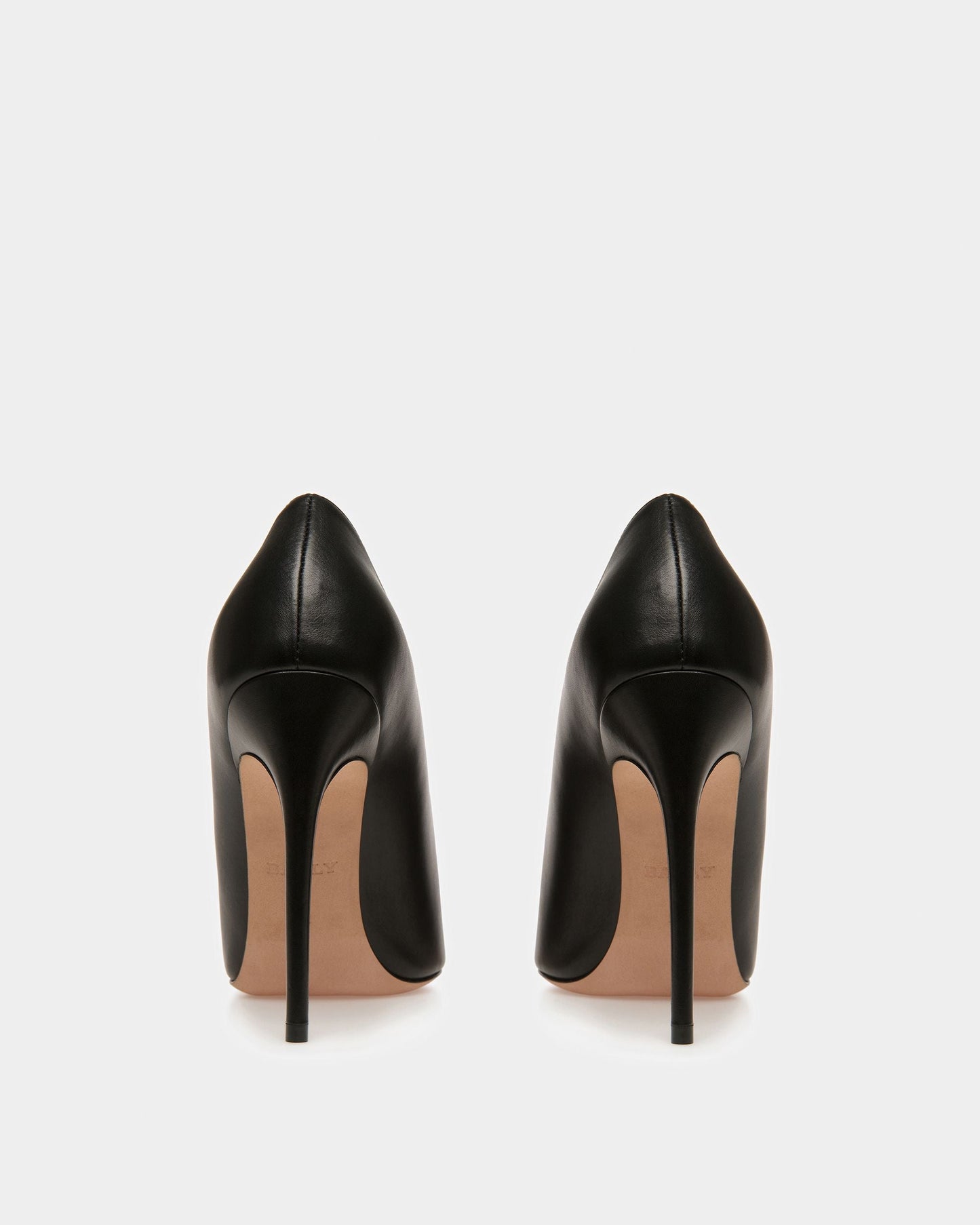Ninfa Leather Pumps In Black